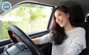 Vì sao ngày càng nhiều người trẻ học bằng lái ô tô?