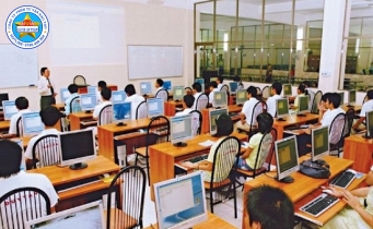 Mẹo thi lý thuyết GPLX Hạng B1,B2 trong 600 câu hỏi Ô tô mới nhất 2023  